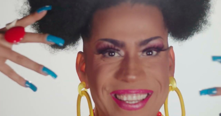 codiver homofobia drag cortada